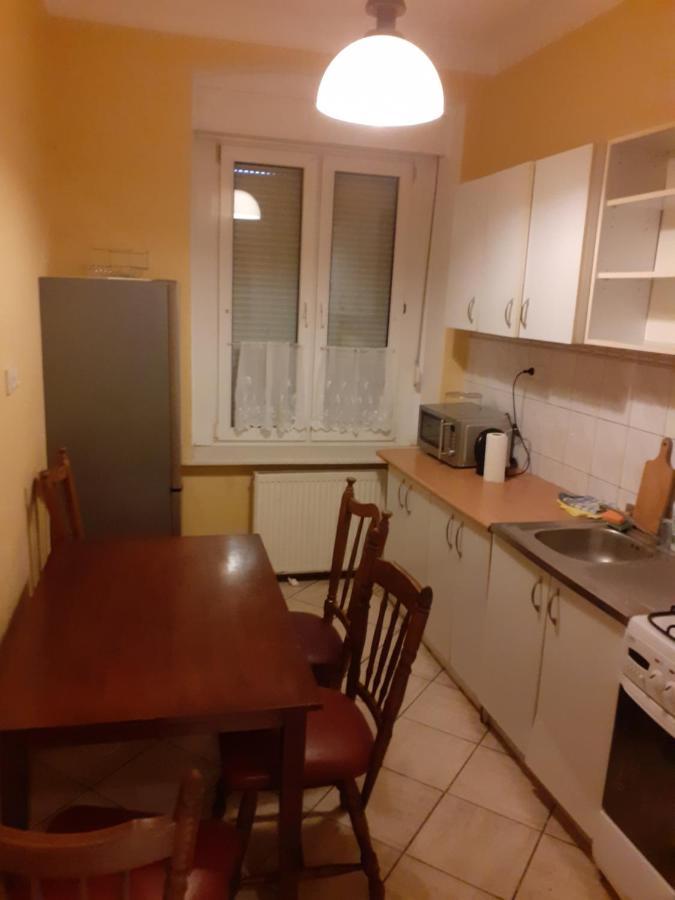 Kamienica Apartment Gniezno Exterior photo